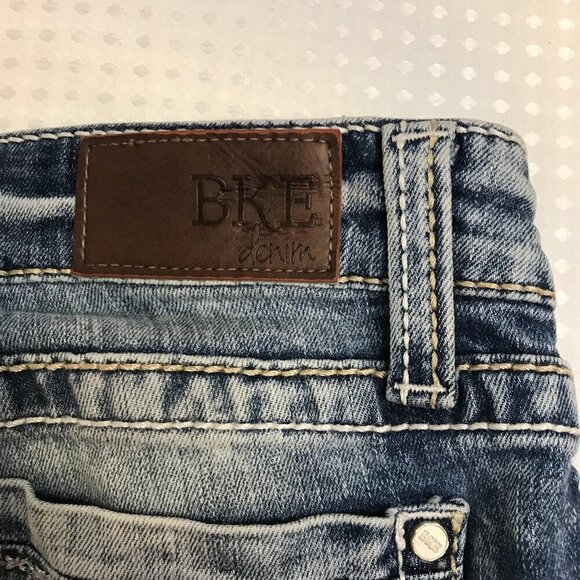 BKE WOMENS DENIM CAPRI SIZE 24 - Picture 6 of 8